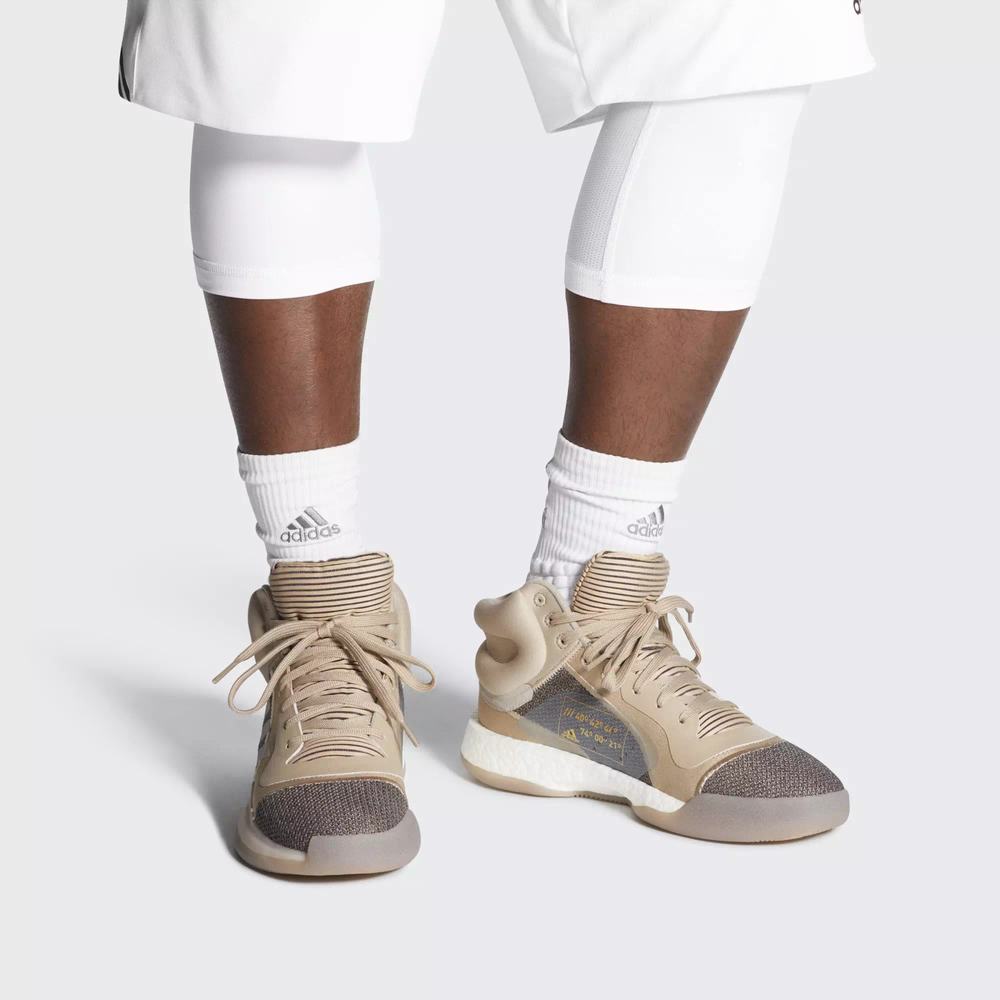 Adidas Marquee Boost Tenis De Basketball Marrom Para Mujer (MX-51900)